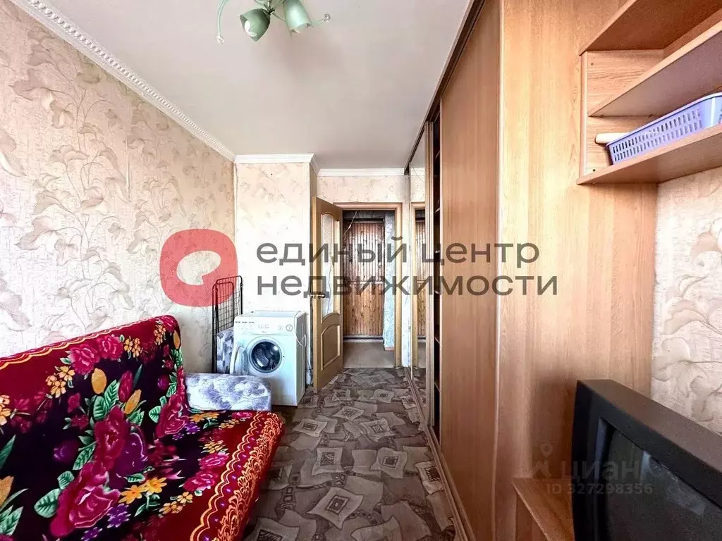 Студия Тюменская область, Тюмень ул. Мельникайте, 63 (13.0 м) - Фото 1