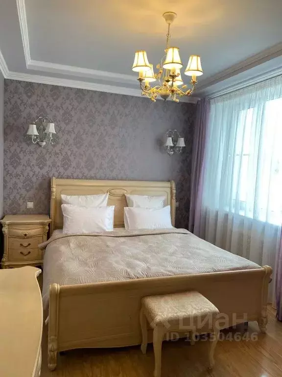 3-к кв. Ставропольский край, Кисловодск ул. Кирова, 33 (100.0 м) - Фото 0