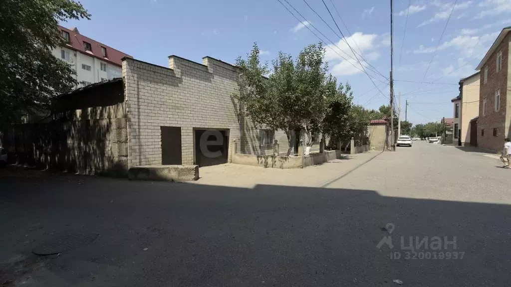 Дом в Дагестан, Махачкала ул. Джамала Далгата, 62 (300 м) - Фото 1