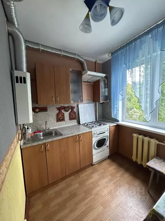 2-к кв. Псковская область, Псков Народная ул., 12 (44.0 м) - Фото 1