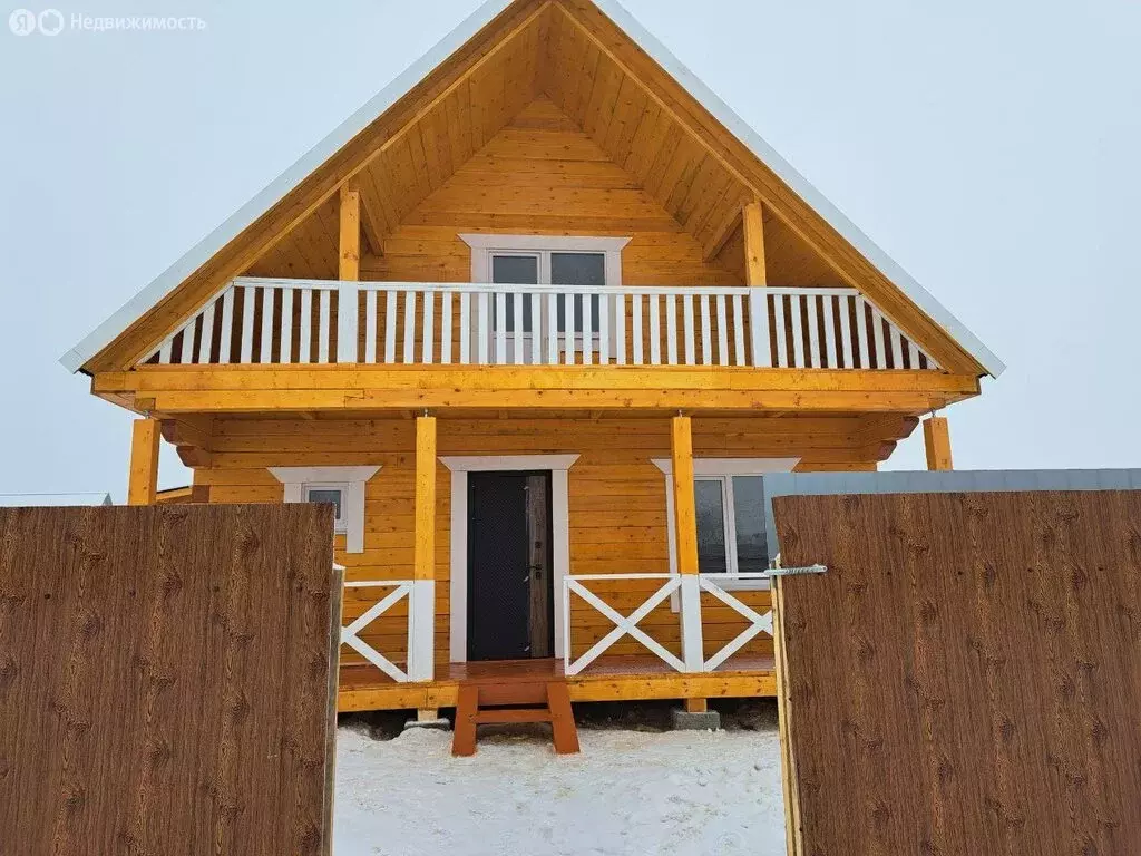 Дом в село Урик, Луговая улица (130 м) - Фото 1