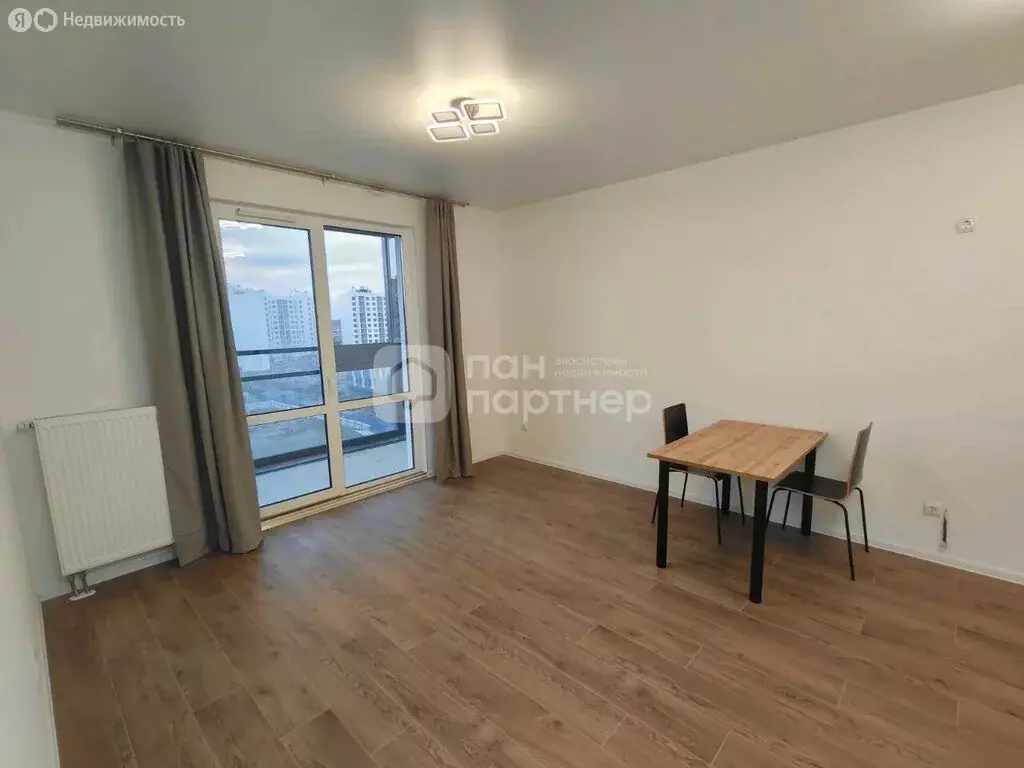 10-комнатная квартира: городской посёлок Новоселье, Большая Балтийская ... - Фото 1