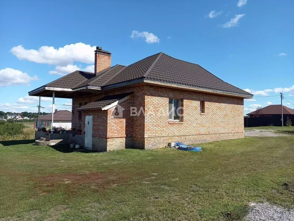 Дом в Белгородская область, Белгородский район, Бессоновское с/пос, с. ... - Фото 1