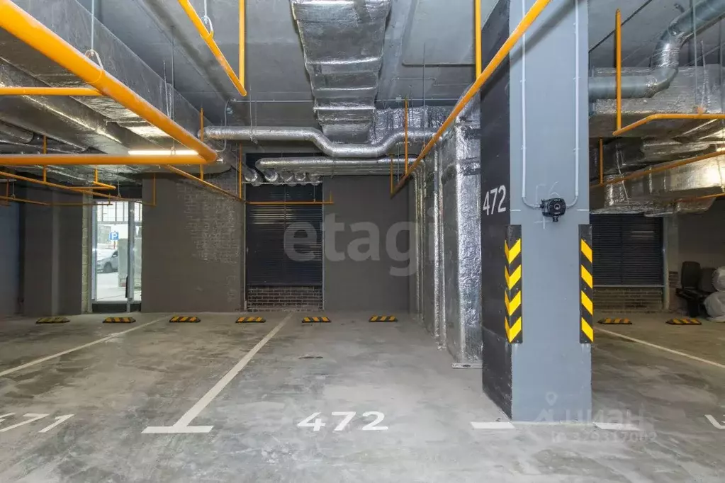 Гараж в Тюменская область, Тюмень ул. Тимофея Чаркова, 93 (13 м) - Фото 1