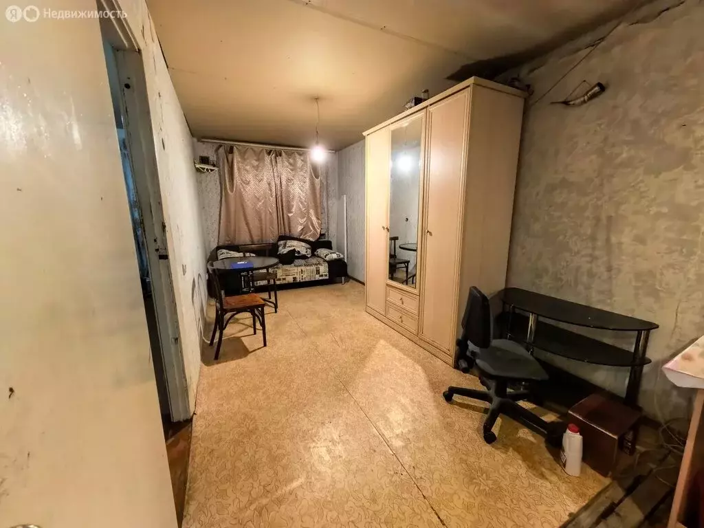 3-комнатная квартира: Волгоград, улица 64-й Армии, 22Б (57.7 м) - Фото 1