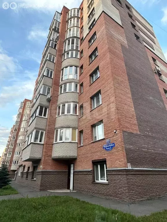 3-комнатная квартира: Омск, улица Туполева, 4к1 (83 м) - Фото 1