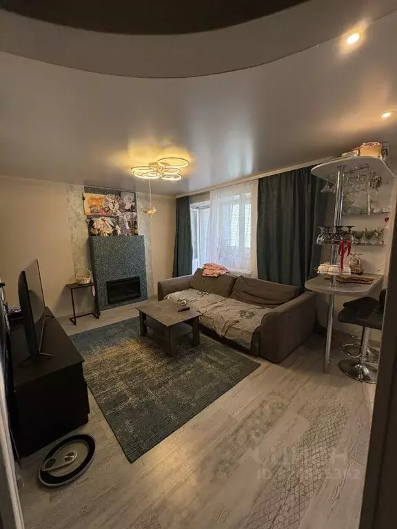 2-к кв. Вологодская область, Череповец Ленинградская ул., 43 (70.0 м) - Фото 2