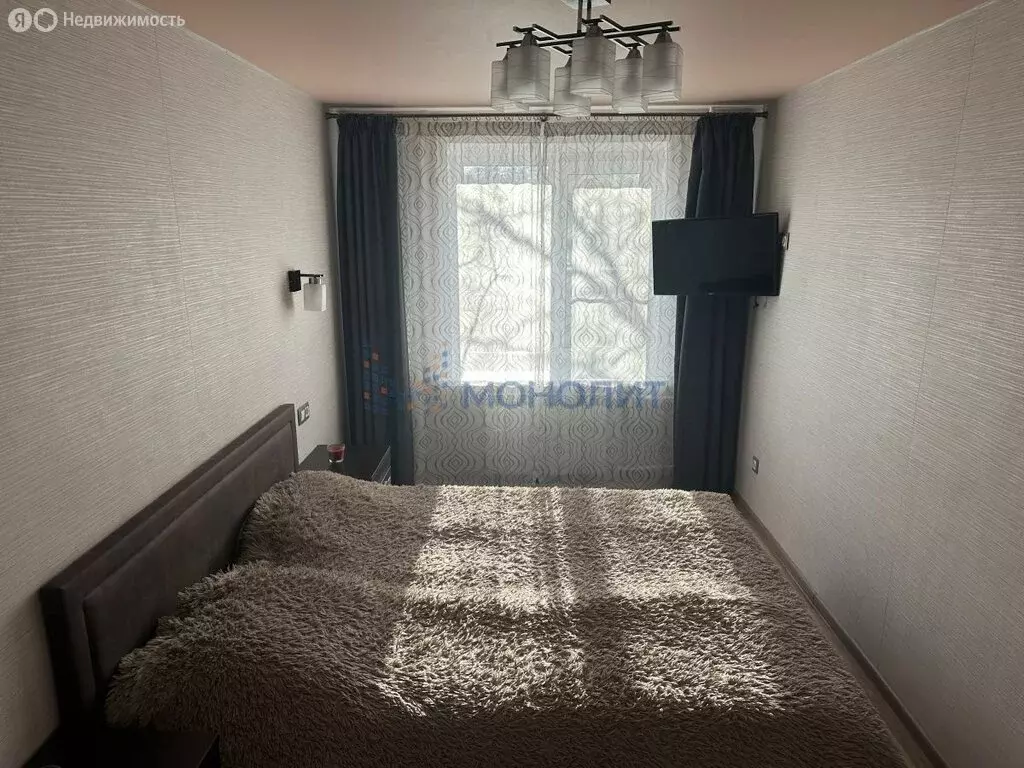 3-комнатная квартира: Нижний Новгород, улица Радио, 2к2 (62.5 м) - Фото 1