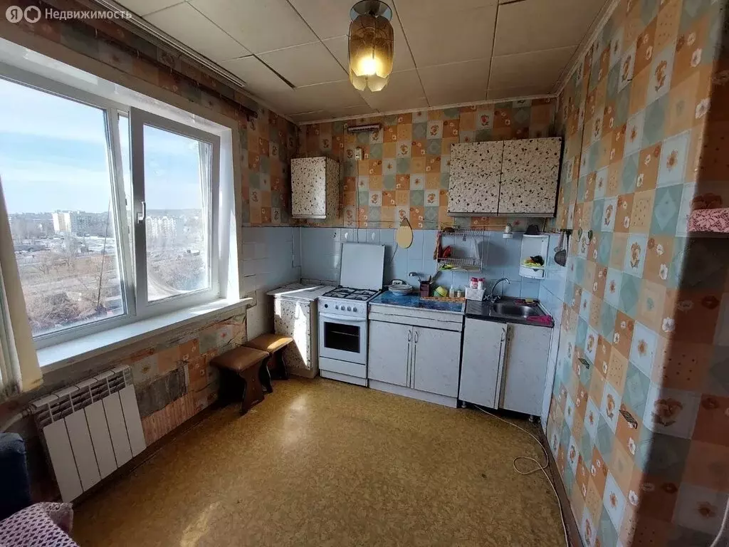1-комнатная квартира: Саратов, Томская улица, 15 (37.7 м) - Фото 1