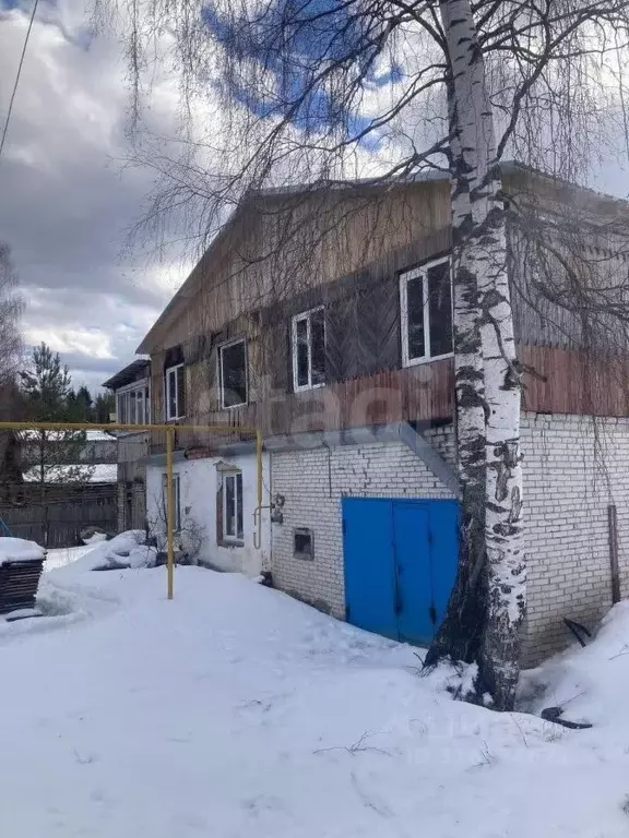 Дом в Коми, Емва г. Княжпогостский муниципальный округ, ул. 60 лет ... - Фото 0