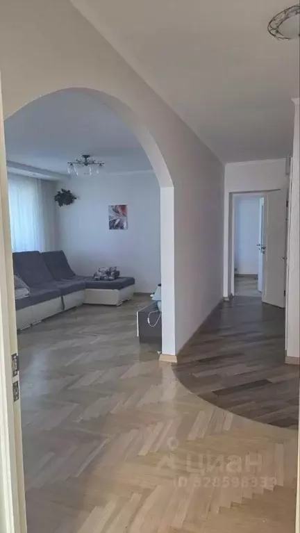 3-к кв. Белгородская область, Белгород ул. Конева, 7 (95.1 м) - Фото 1