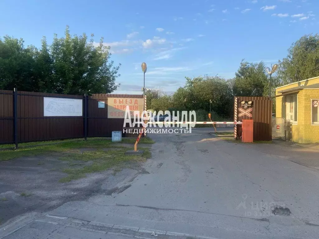 Гараж в Санкт-Петербург дор. Торфяная, 2к4 (18 м) - Фото 2