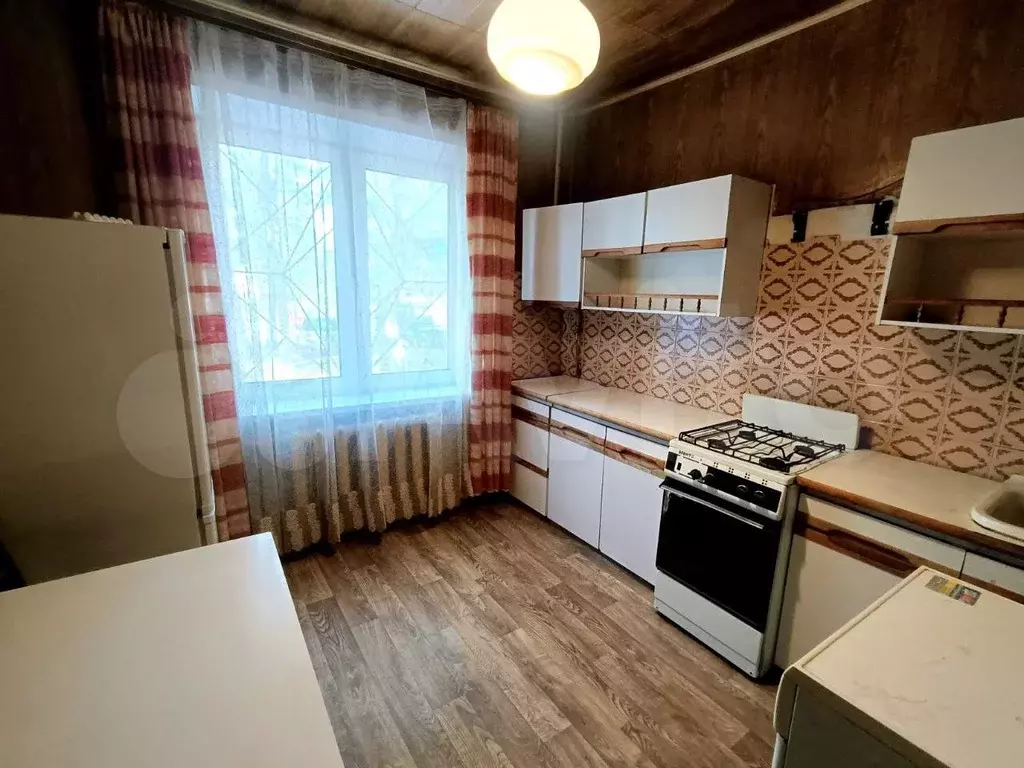 2-к. квартира, 58 м, 1/9 эт. - Фото 0