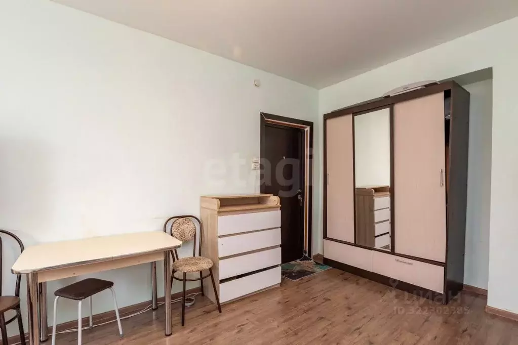 Комната Свердловская область, Екатеринбург ул. Ильича, 5 (17.0 м) - Фото 1