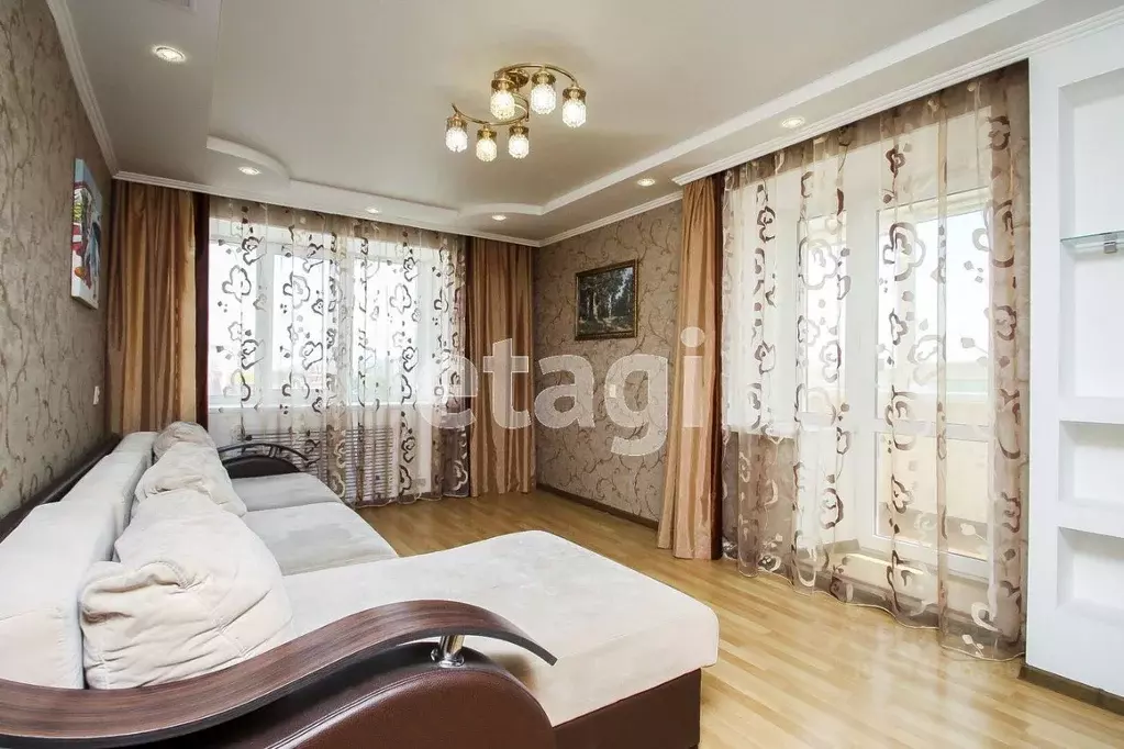 2-к кв. Тюменская область, Тюмень ул. Пермякова, 52 (48.0 м) - Фото 0