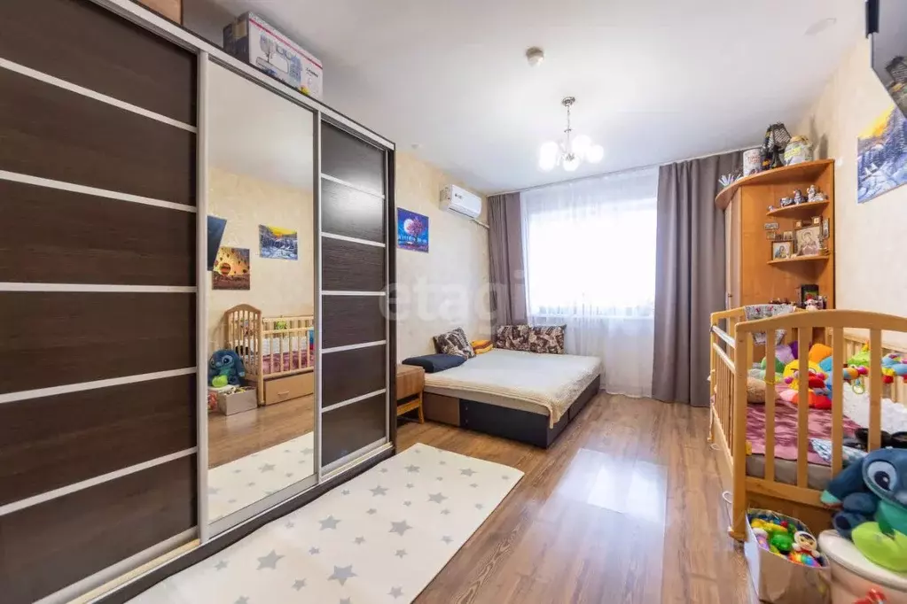 2-к кв. Хабаровский край, Хабаровск ул. Бондаря, 8 (55.9 м) - Фото 1