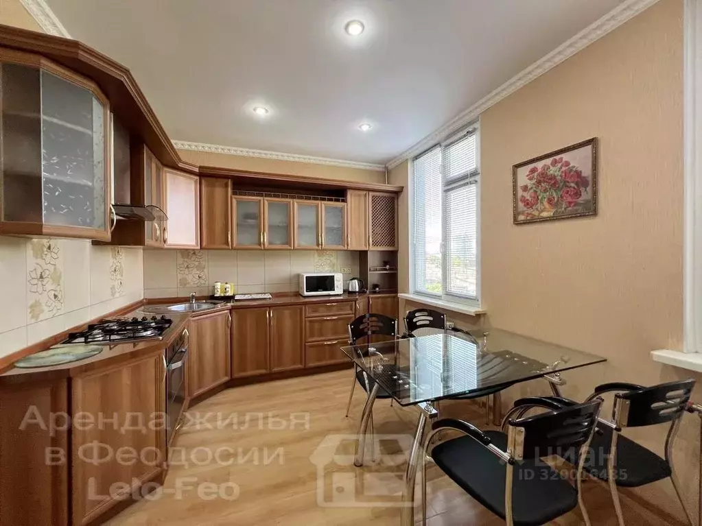 1-к кв. Крым, Феодосия ул. Вити Коробкова, 14 (50.0 м) - Фото 0
