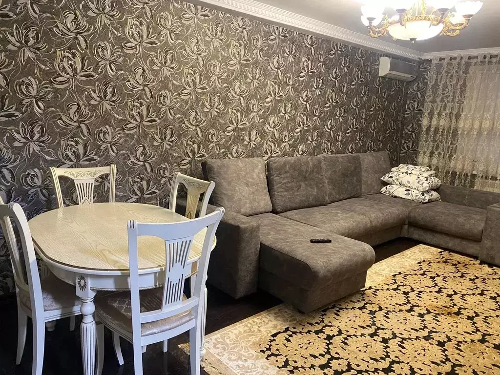 1-к кв. Дагестан, Избербаш ул. Маяковского, 116А (50.0 м) - Фото 0