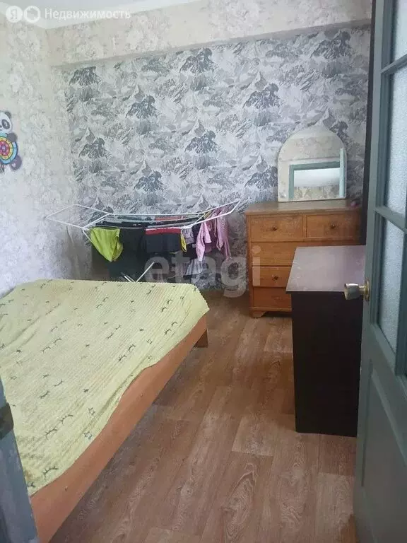 4-комнатная квартира: Ачинск, 6-й микрорайон, 5 (58.4 м) - Фото 0