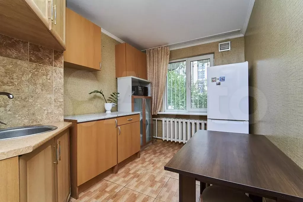 2-к. квартира, 50 м, 1/10 эт. - Фото 1