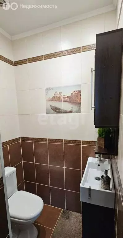 Дом в Альметьевск, микрорайон Урсала, улица Дамиры Кузаевой (133 м) - Фото 1