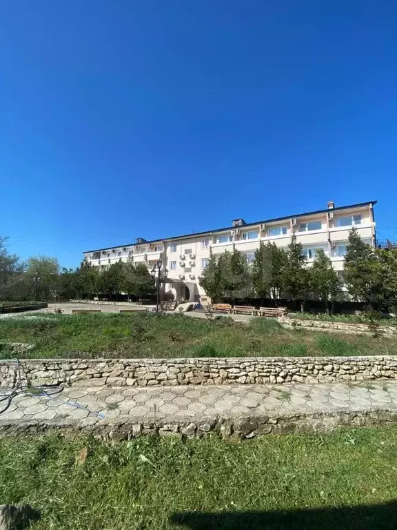 Студия Крым, Черноморский район, с. Межводное ул. Советская, 21 (16.8 ... - Фото 1