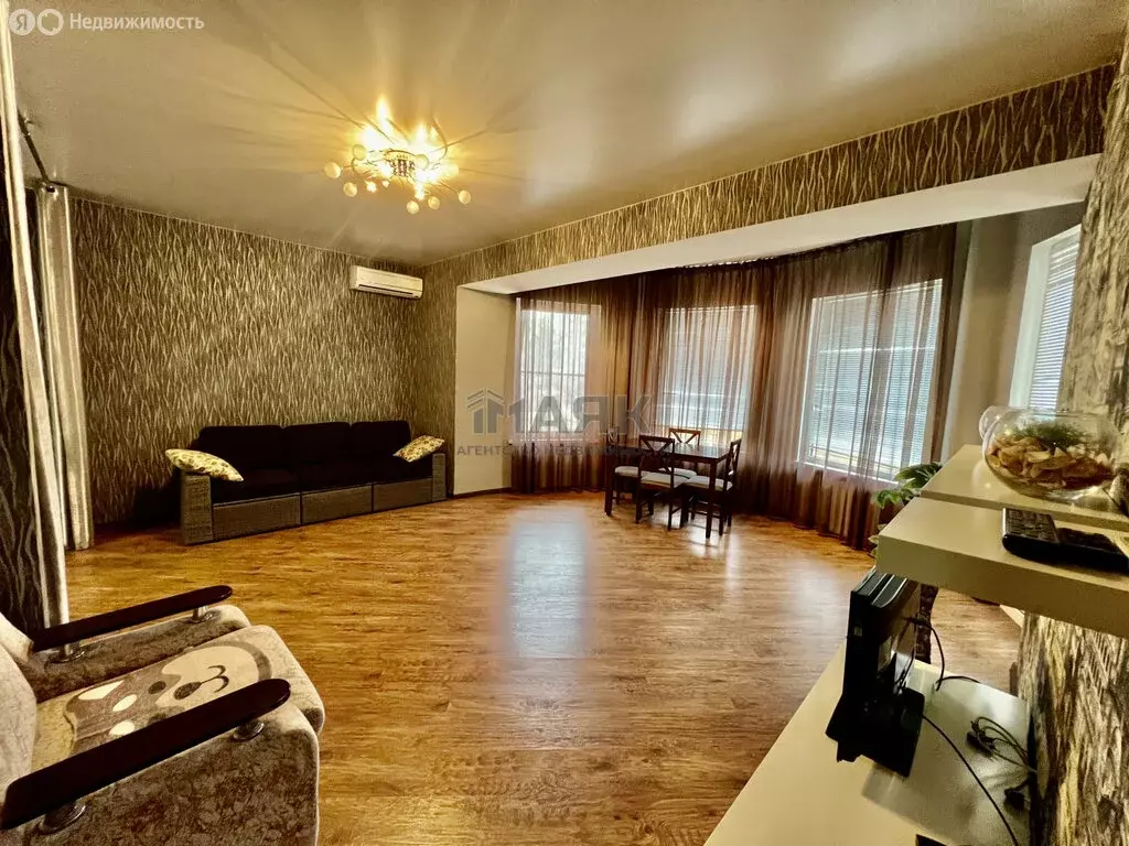 1-комнатная квартира: Анапа, Крестьянская улица, 9В (66 м) - Фото 1