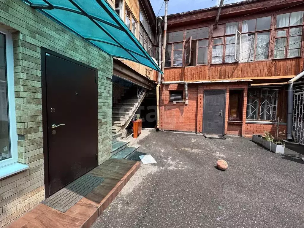 Дом в Северная Осетия, Владикавказ просп. Мира (70 м) - Фото 2