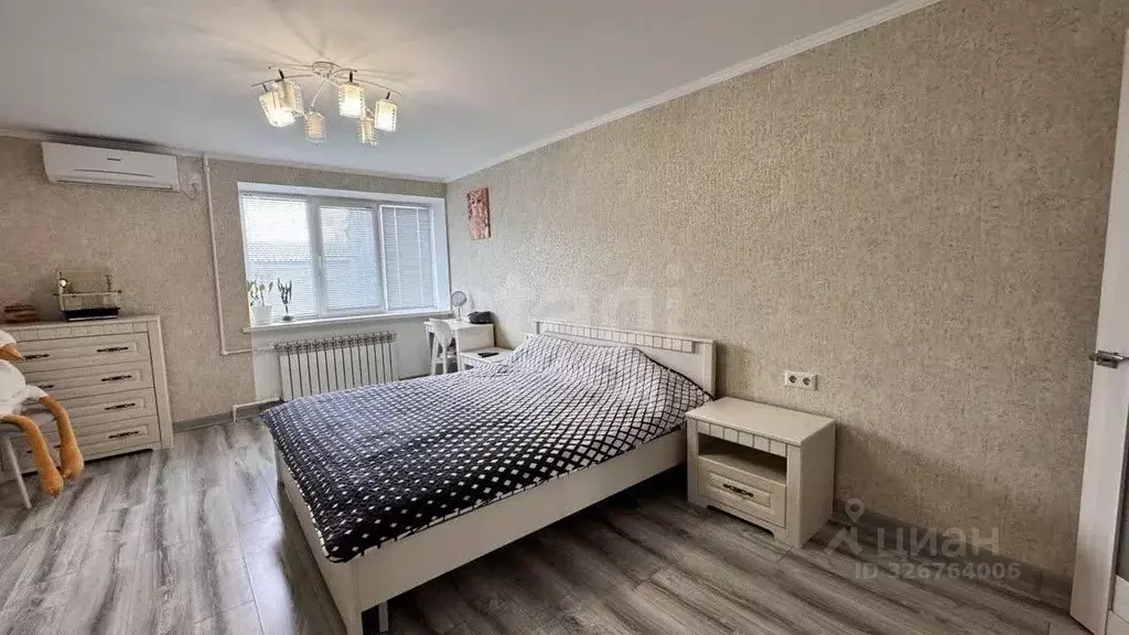 2-к кв. Крым, Феодосия бул. Старшинова, 12 (64.0 м) - Фото 2