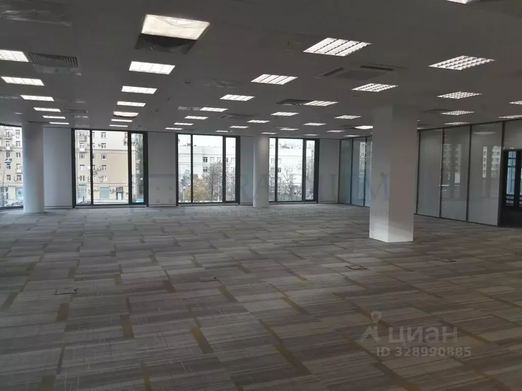 Офис в Москва ул. Коровий Вал, 5 (3323 м) - Фото 1