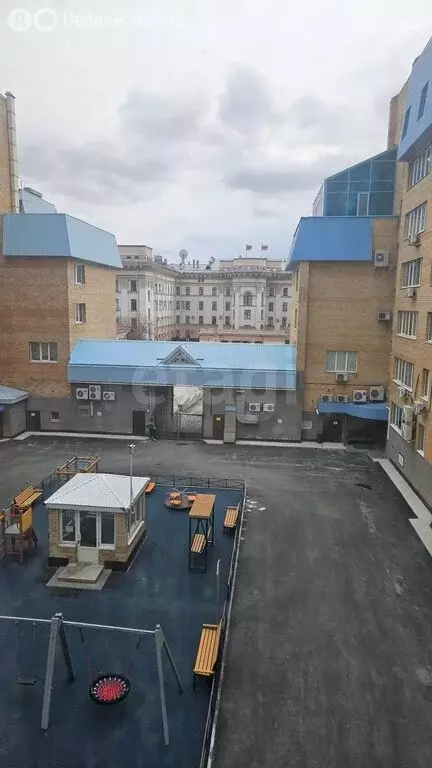 3-комнатная квартира: Тюмень, улица 8 Марта, 2 (102 м) - Фото 2