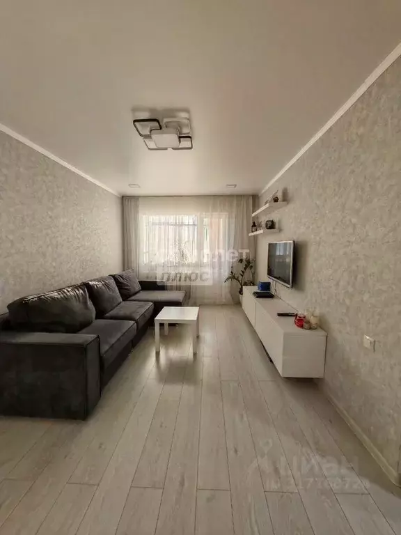3-к кв. Курская область, Курск ул. Энгельса, 90 (60.7 м) - Фото 1