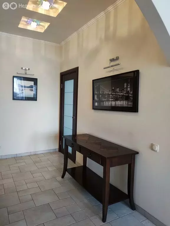 2-комнатная квартира: Омск, набережная Тухачевского, 16 (80 м) - Фото 1