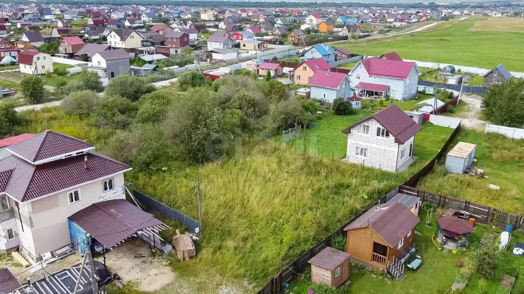 Участок в Ленинградская область, Ломоносовский район, Гостилицкое ... - Фото 0