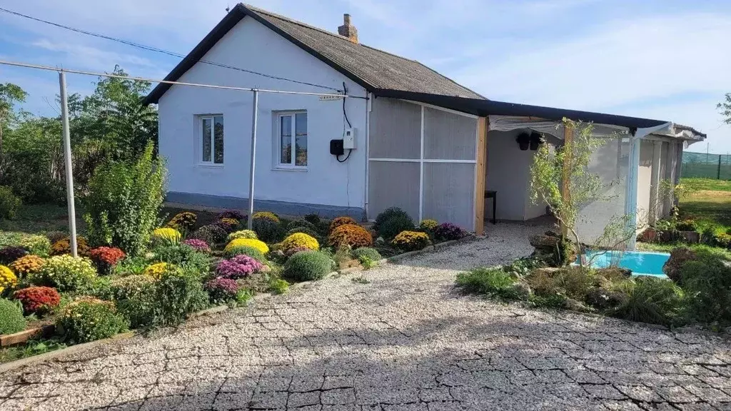 Дом в Крым, Раздольненский район, Березовское с/пос, с. Березовка ул. ... - Фото 2