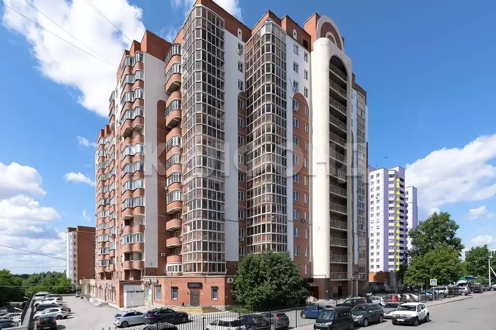 3-к кв. Новосибирская область, Новосибирск Обская ул., 50/2 (90.6 м) - Фото 1