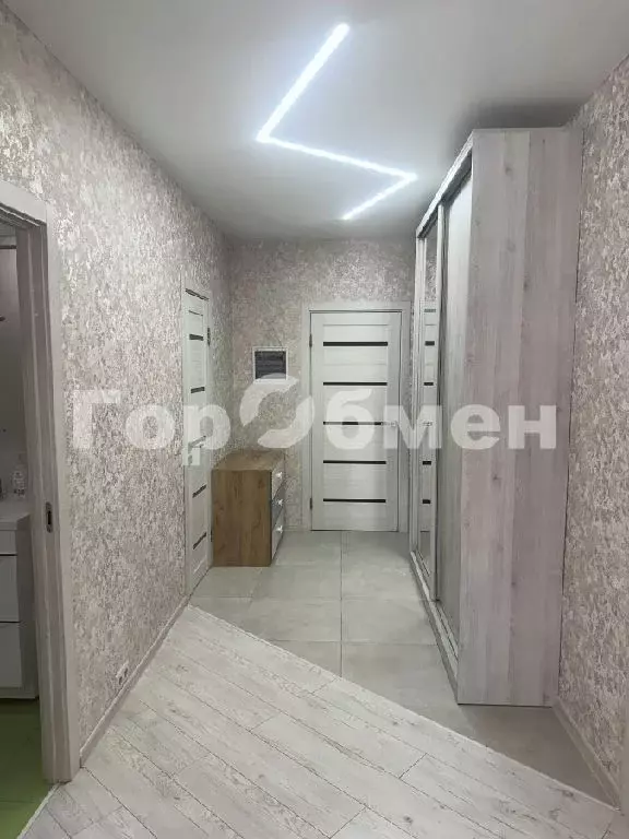 Продается 3-комнатная квартира - Фото 2