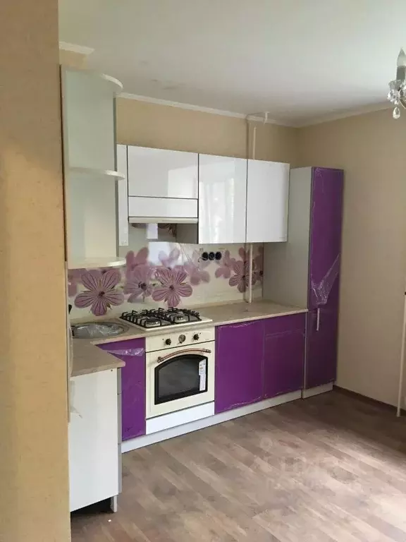 2-к кв. Псковская область, Псков Гражданская ул., 19А (70.0 м) - Фото 1