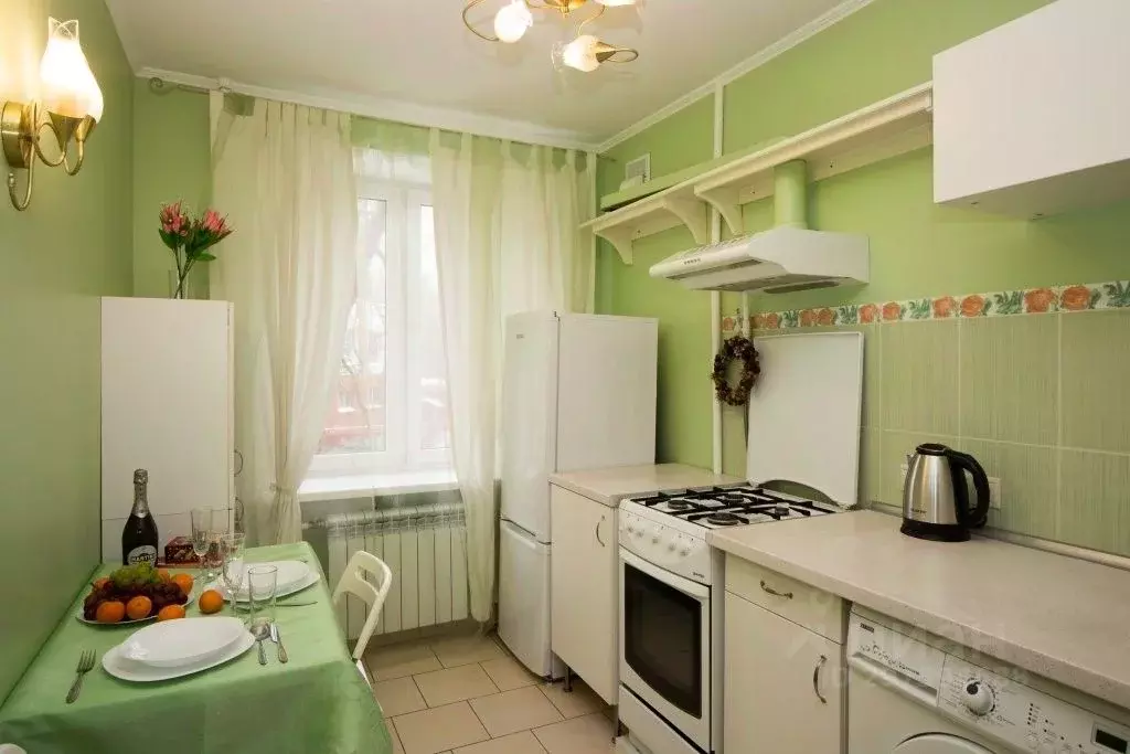 2-к кв. Москва Малая Тульская ул., 8 (42.0 м) - Фото 0