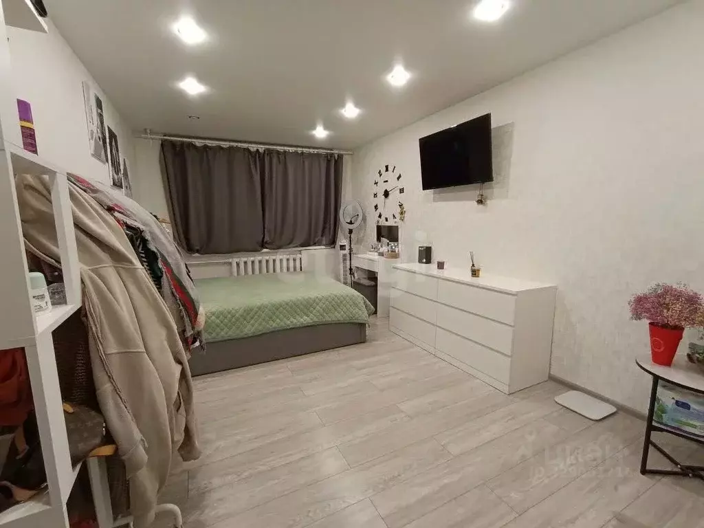 2-к кв. Крым, Симферопольский район, пос. Школьное ул. Мира (53.5 м) - Фото 1