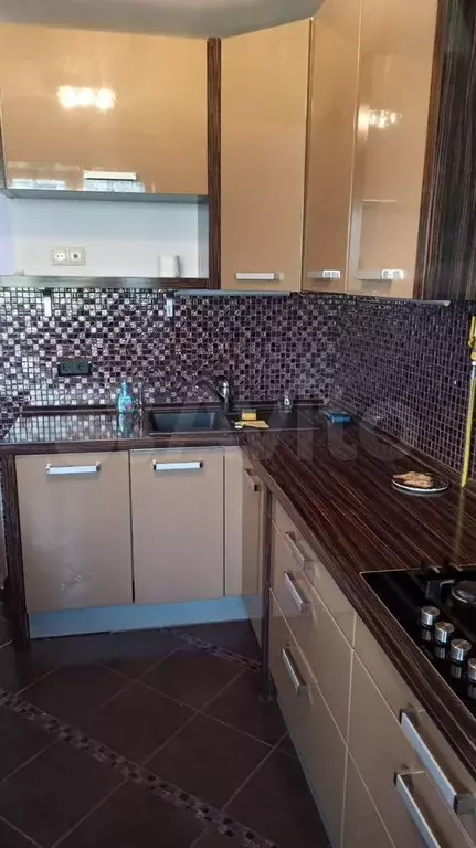 3-к. квартира, 64 м, 8/9 эт. - Фото 1