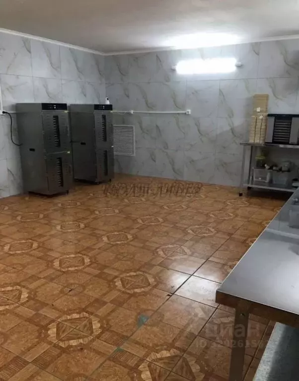 Производственное помещение в Алтай, Горно-Алтайск ул. Валерия ... - Фото 1