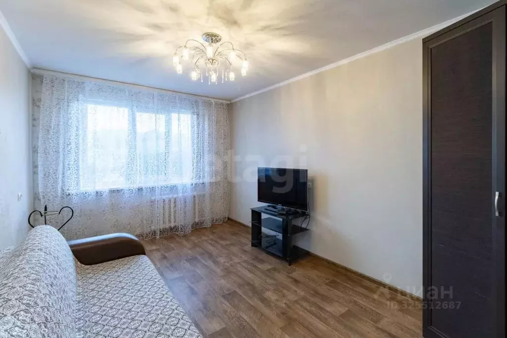 2-к кв. Тюменская область, Тюмень ул. Елизарова, 49 (53.2 м) - Фото 1