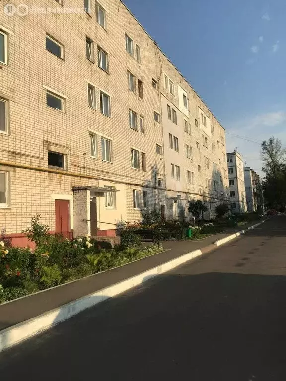 3-комнатная квартира: Брянск, Новозыбковская улица, 9Г (59.5 м) - Фото 1