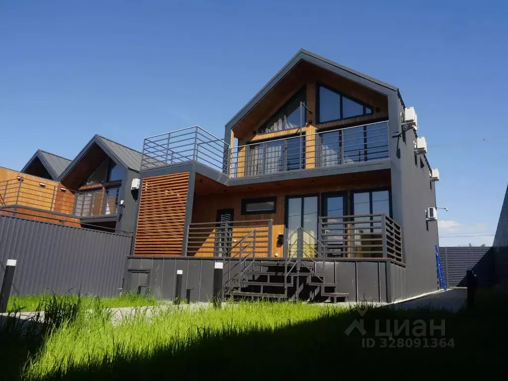 Дом в Чувашия, Чебоксары ул. Богдана Хмельницкого, 28 (180 м) - Фото 1