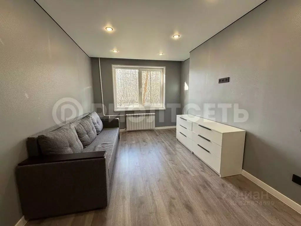 2-к кв. Мурманская область, Мурманск просп. Героев-Североморцев, 65 ... - Фото 2