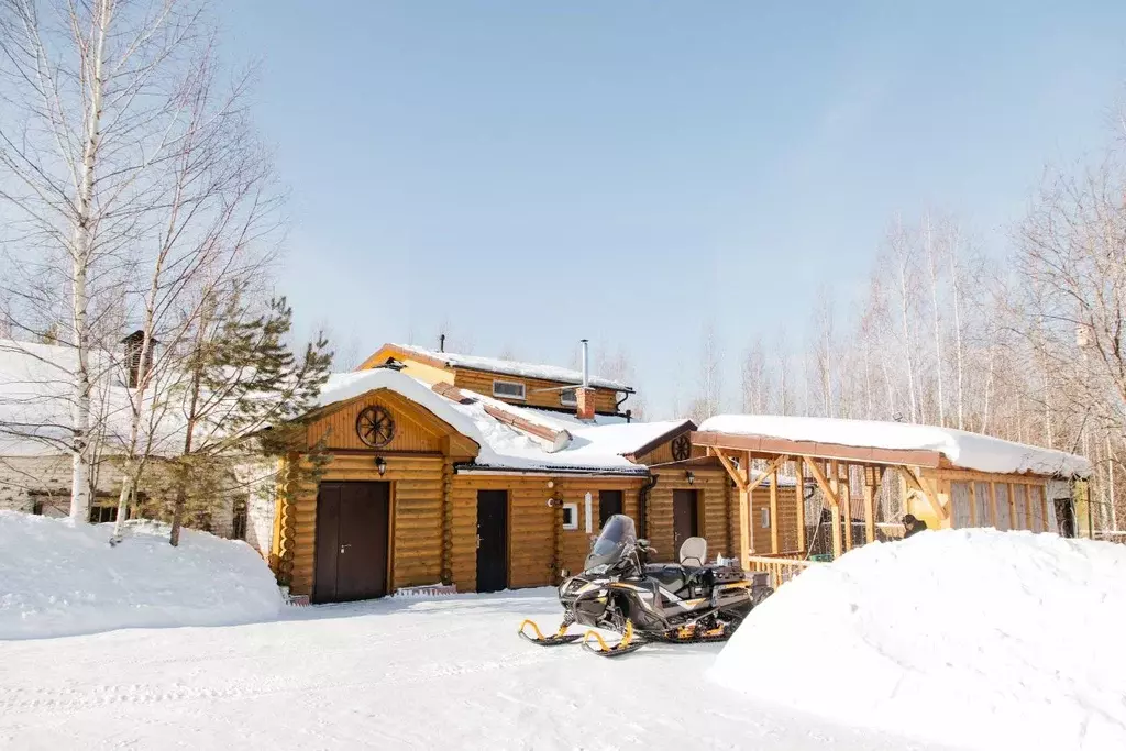 Дом в Свердловская область, Кировградский муниципальный округ, пос. ... - Фото 1