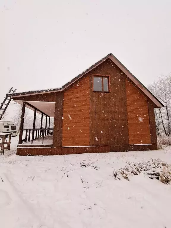 Дом в Ленинградская область, Кировский район, Синявинское городское ... - Фото 0