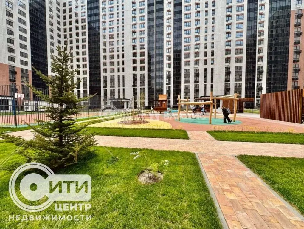 2-к кв. Воронежская область, Воронеж ул. Пескова, 8 (65.0 м) - Фото 1