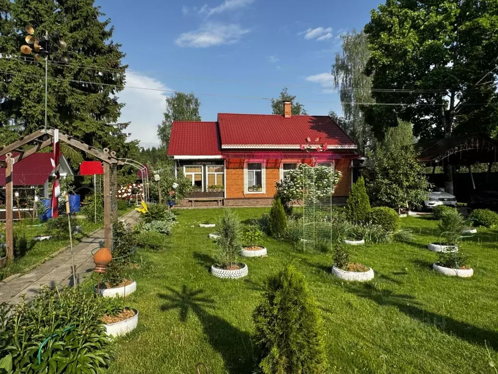 Дом в Московская область, Можайский городской округ, д. Мокрое ул. ... - Фото 1